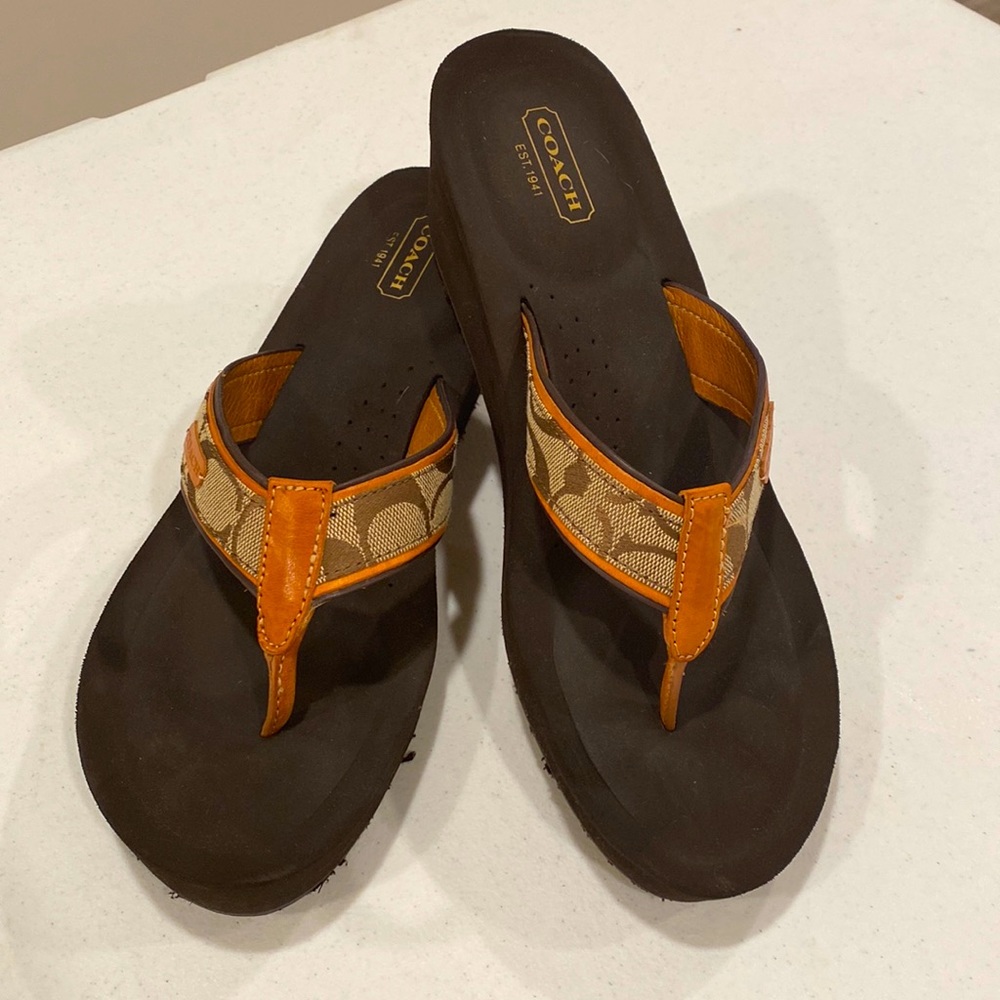 Coach Juliet flip flops